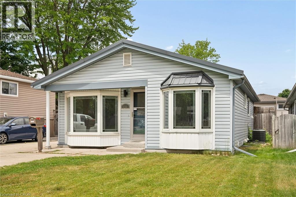 156 TRAYNOR Avenue