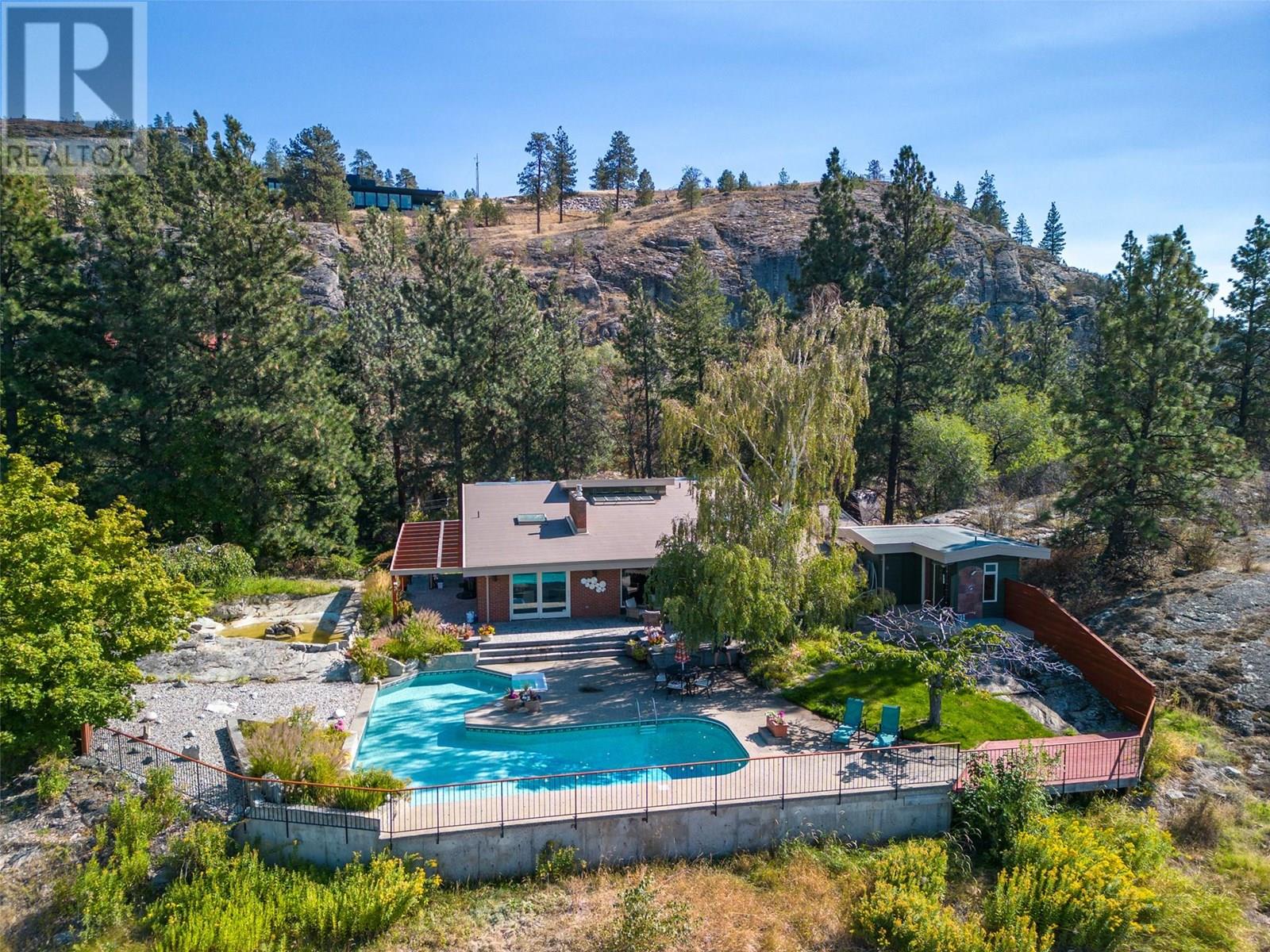 4085 Valleyview Road