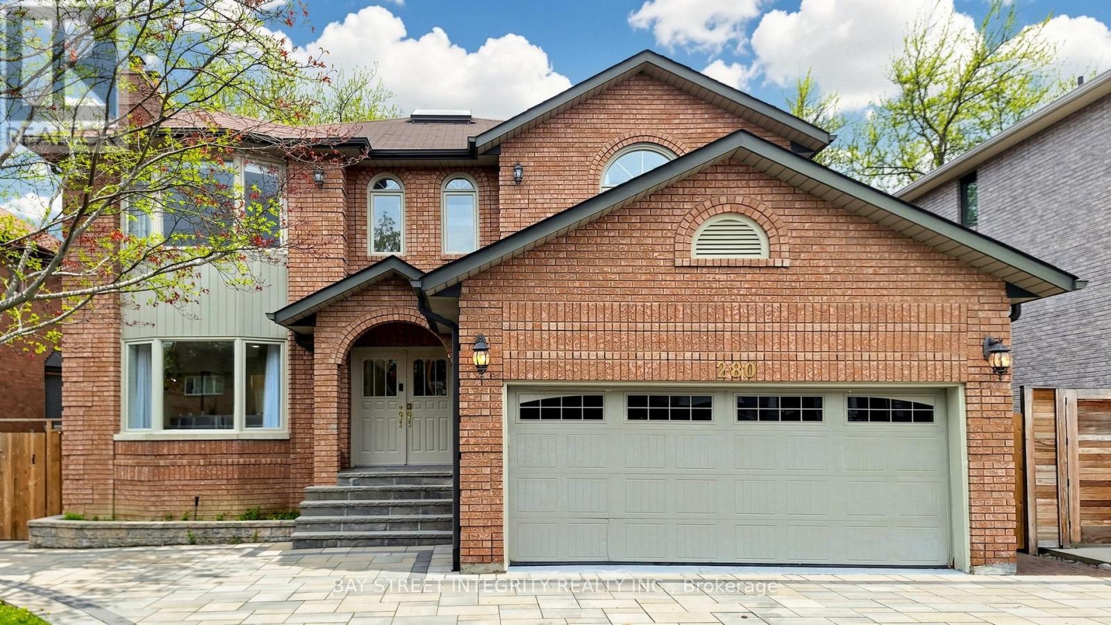280 KINGSDALE AVENUE