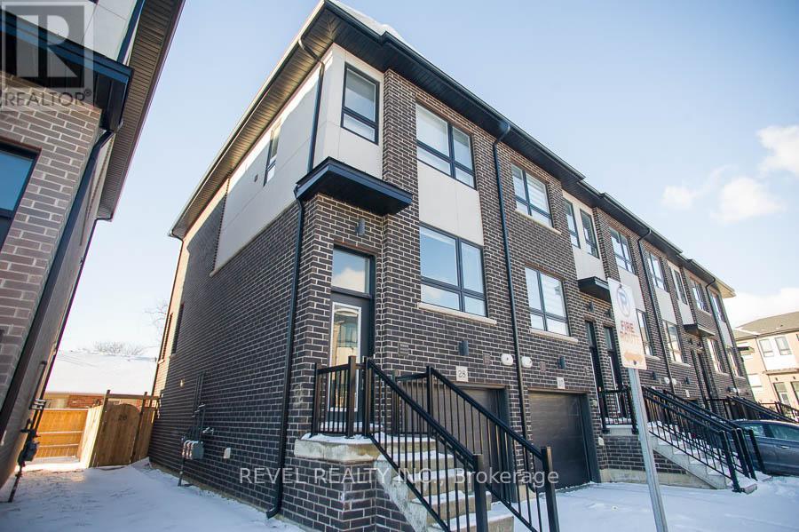 28 - 720 GREY STREET