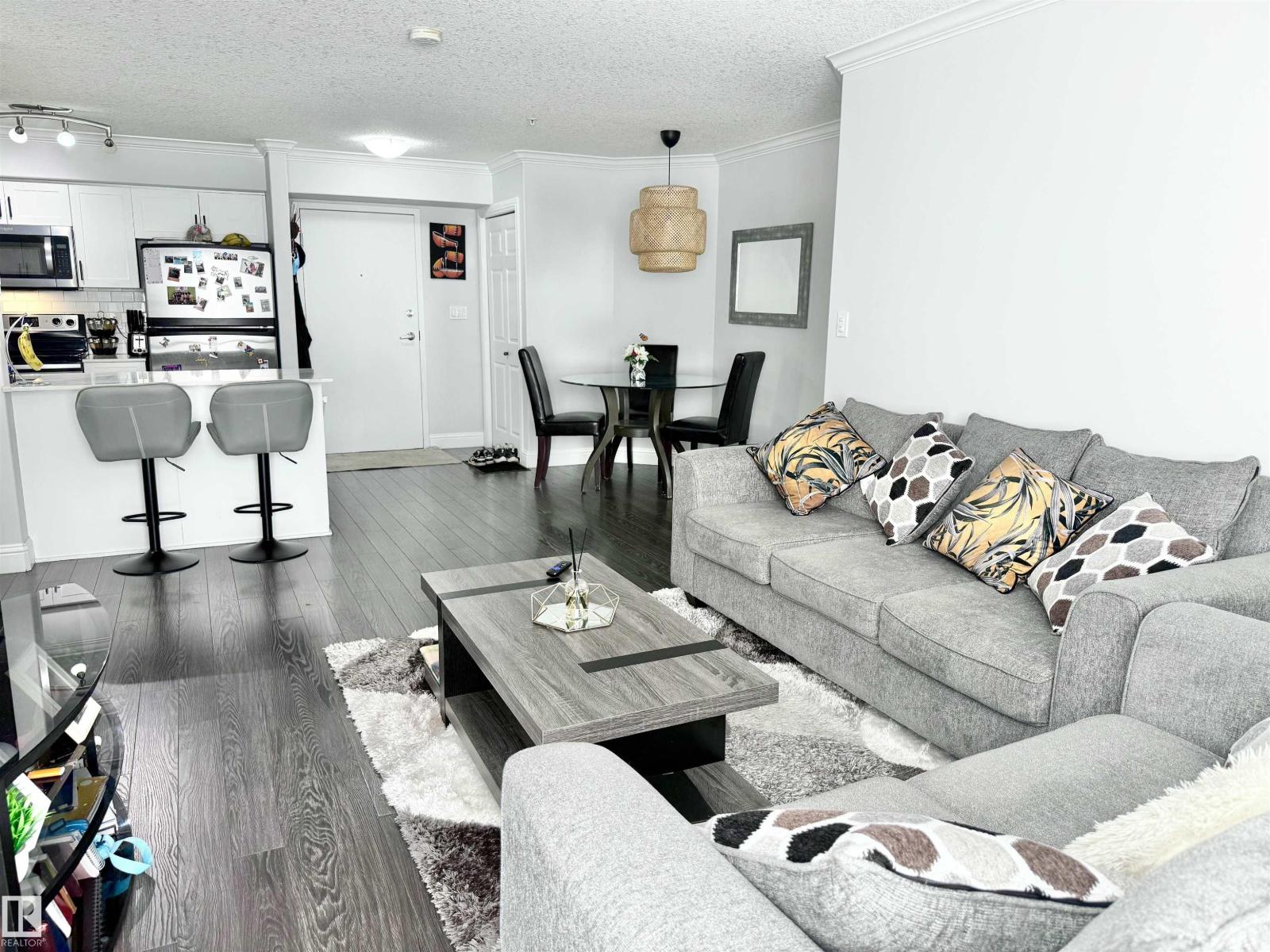 #205 14604 125 ST NW