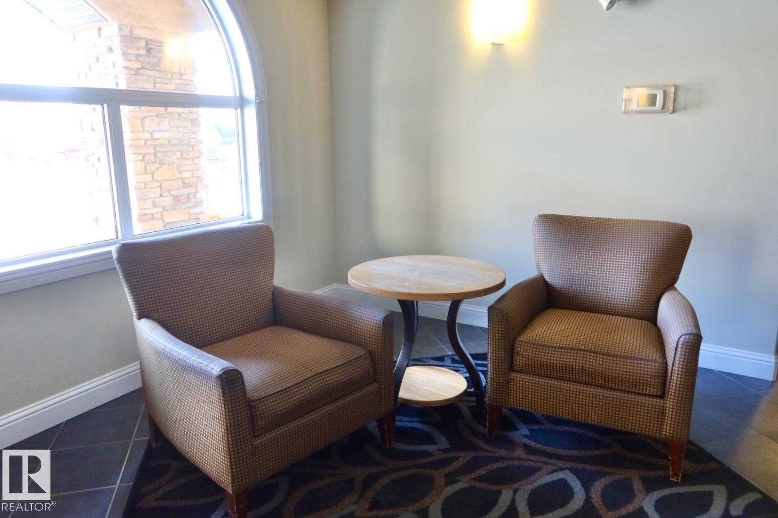 #205 14604 125 ST NW