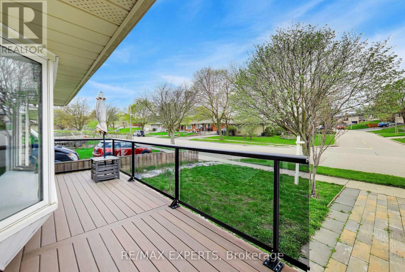 26 PINEDALE DRIVE