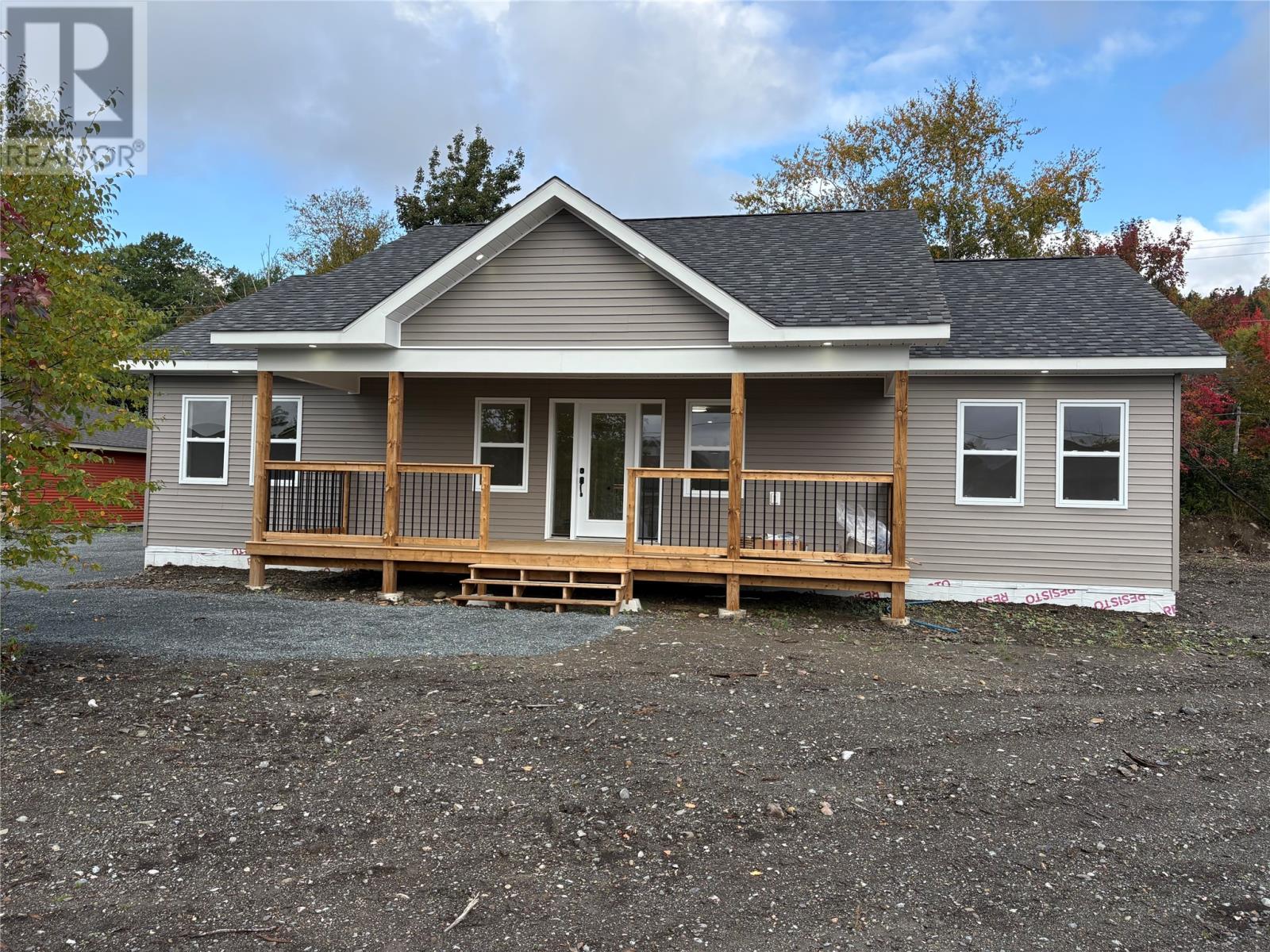 15 Old Briton Crescent