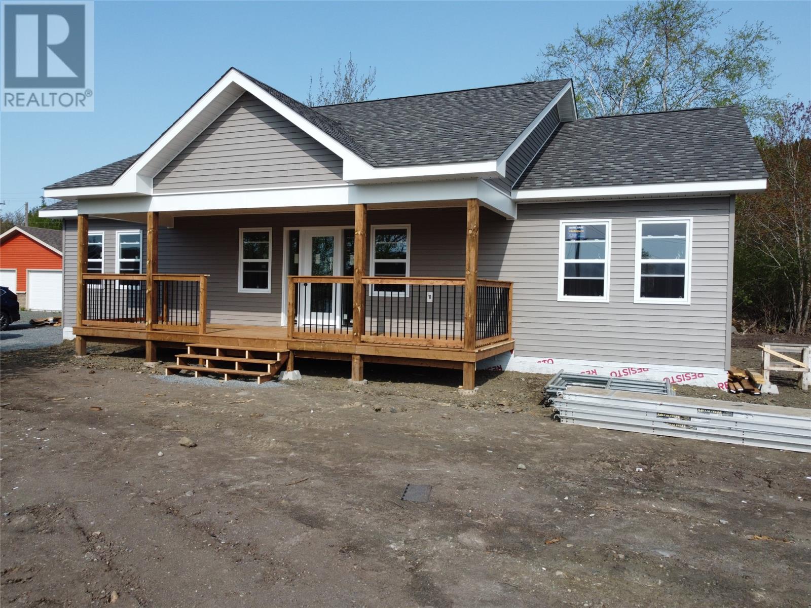 15 Old Briton Crescent