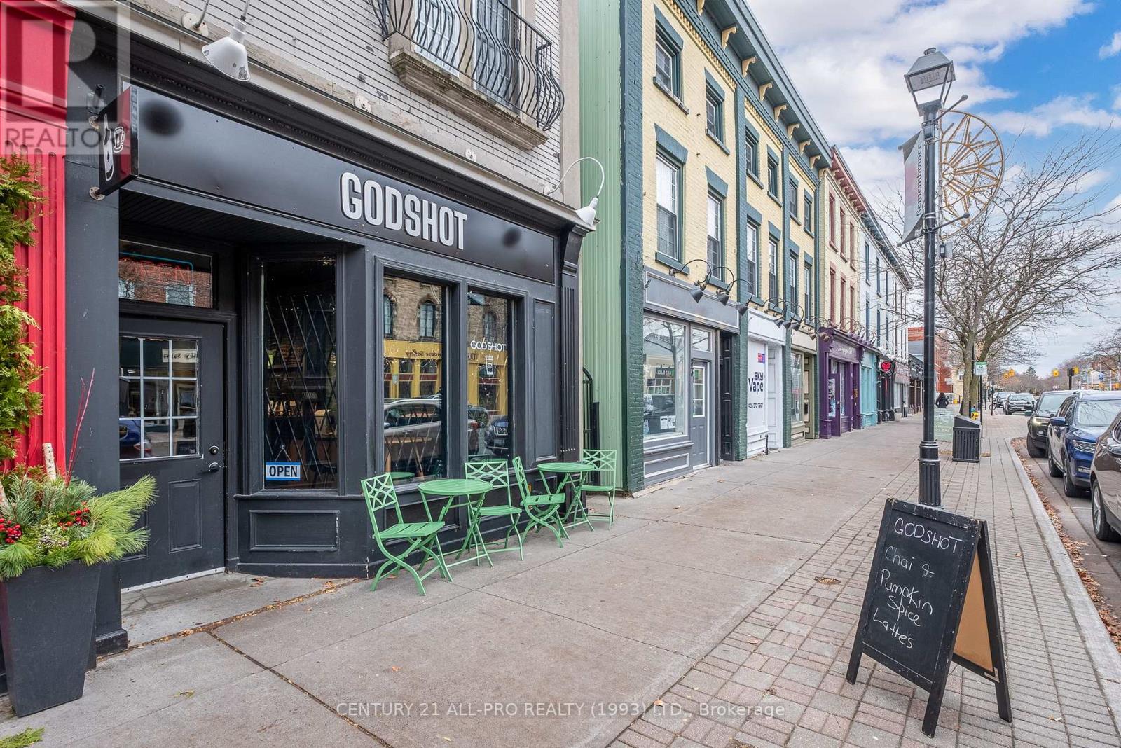 D - 79 KING STREET W