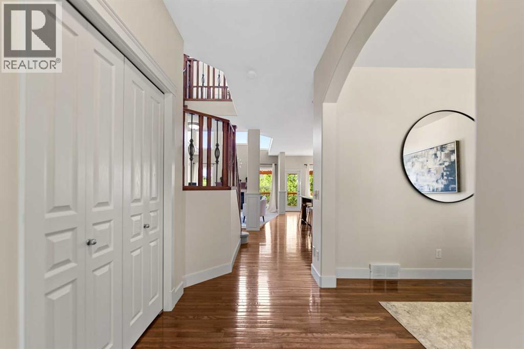 48 Strathlea Close SW