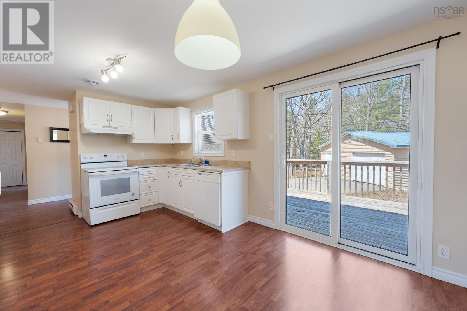 1 Pinecrest Drive
