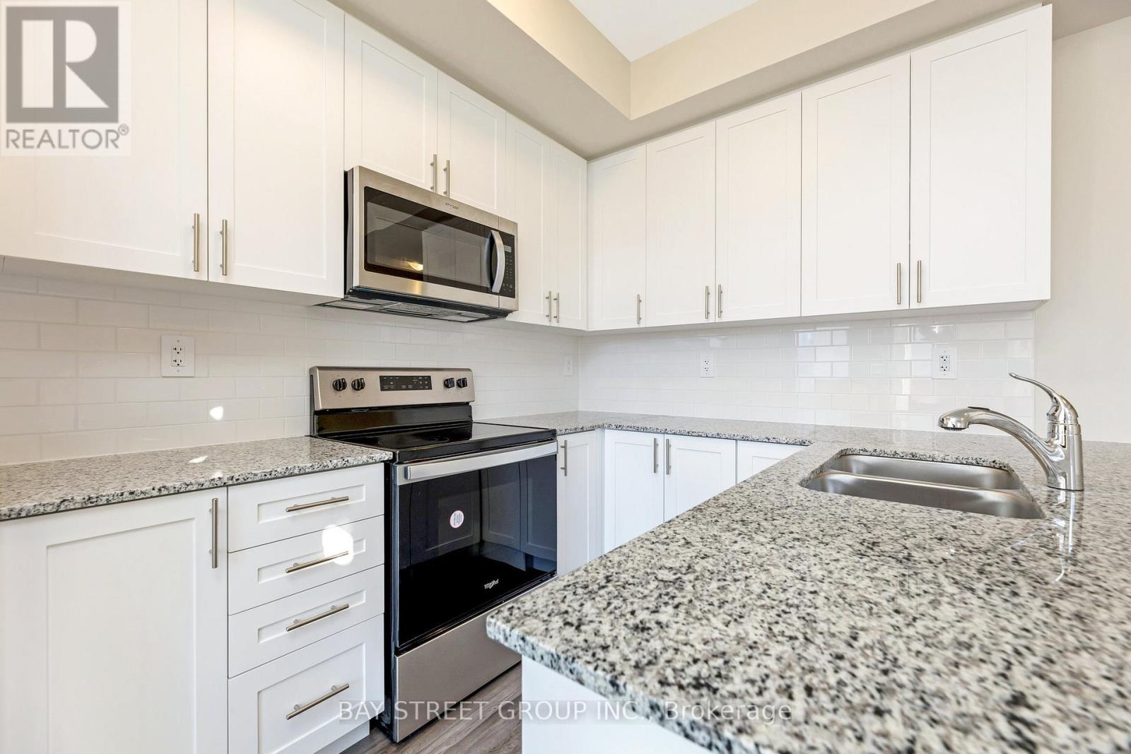 111 - 1573 ROSE WAY