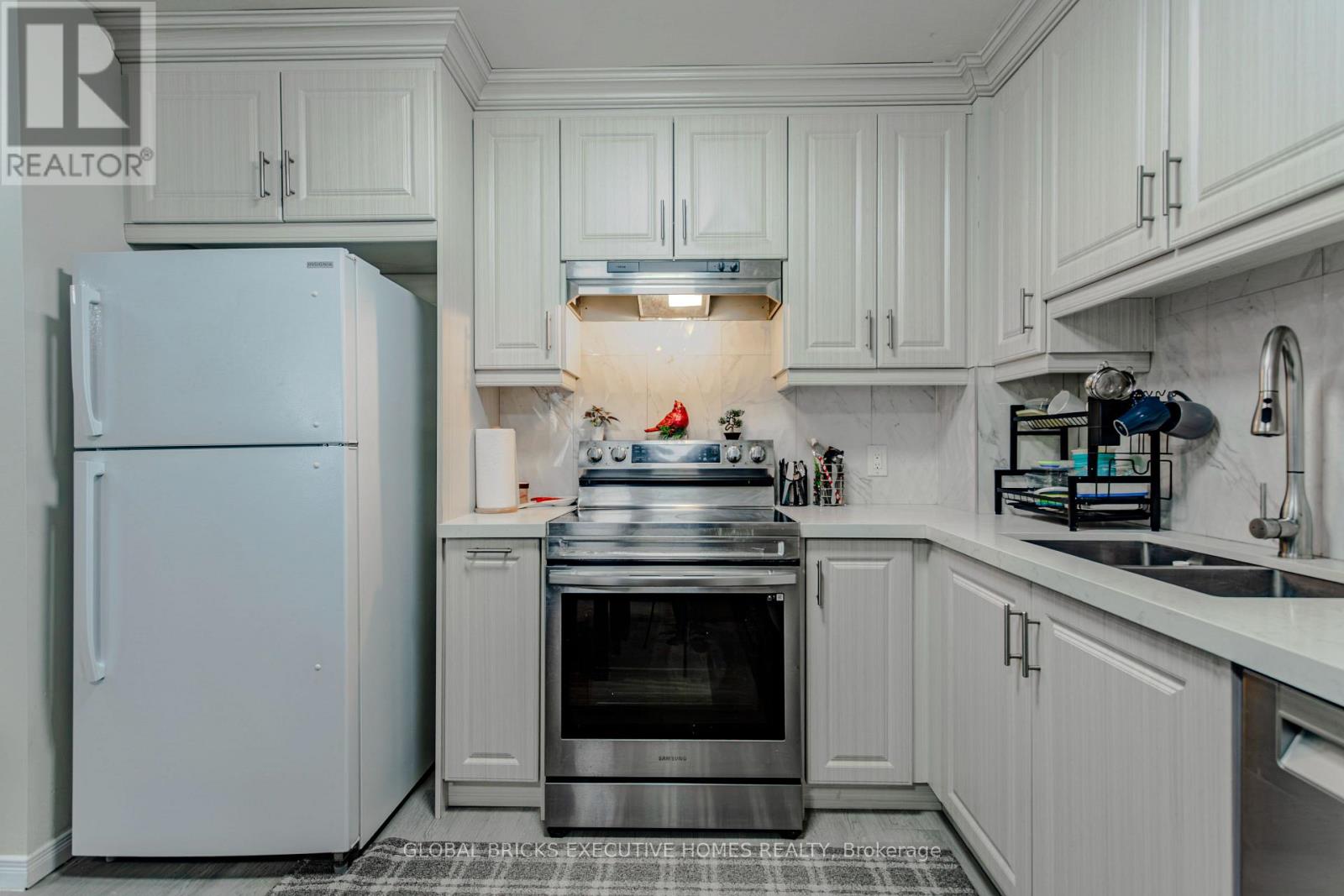 102 - 1275 CORNERBROOK PLACE
