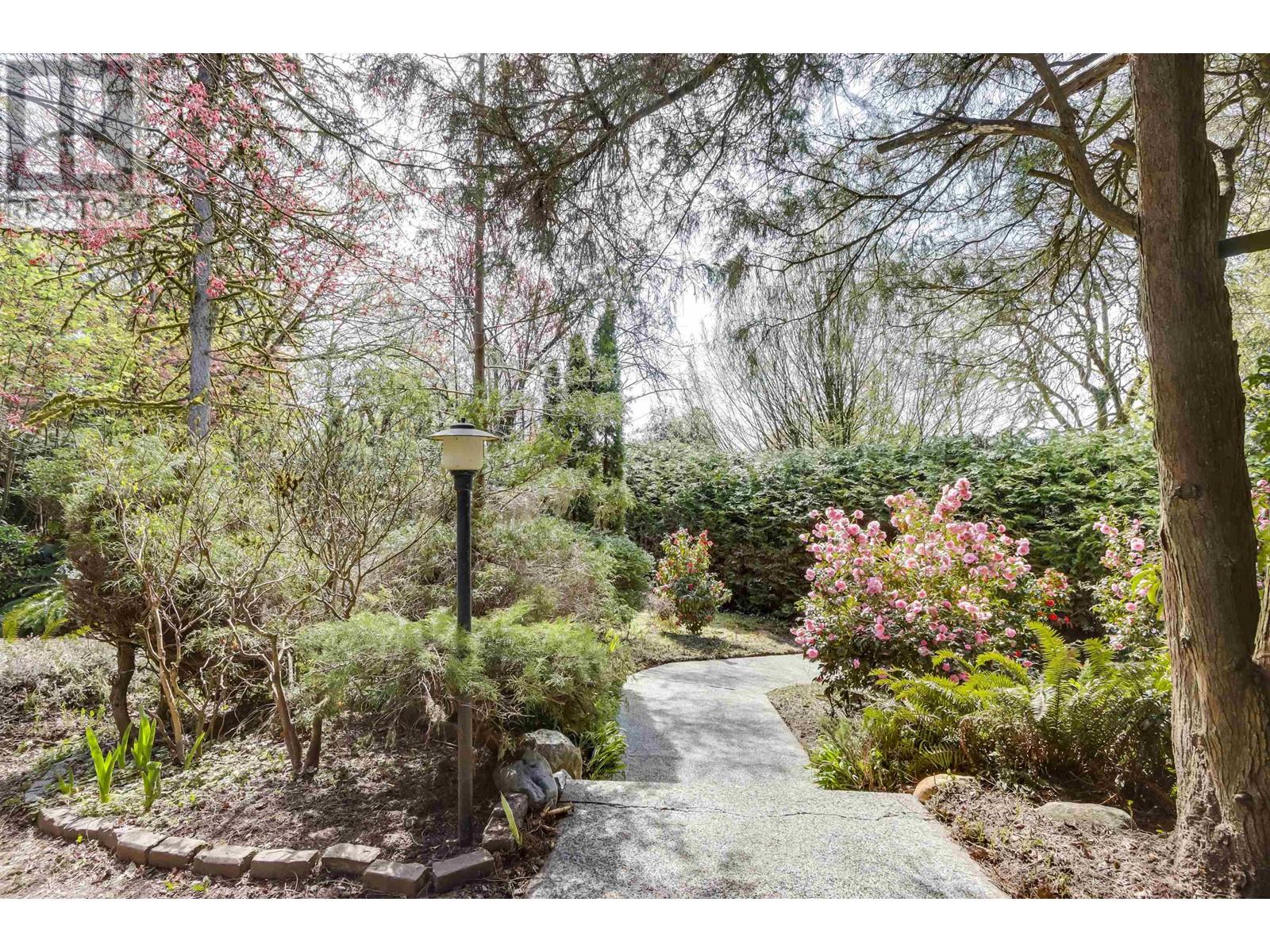 3770 CEDAR CRESCENT