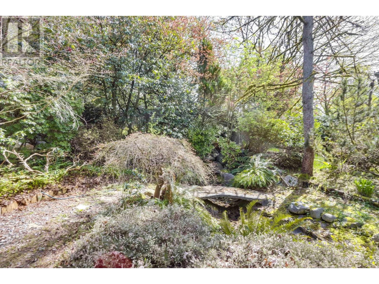 3770 CEDAR CRESCENT