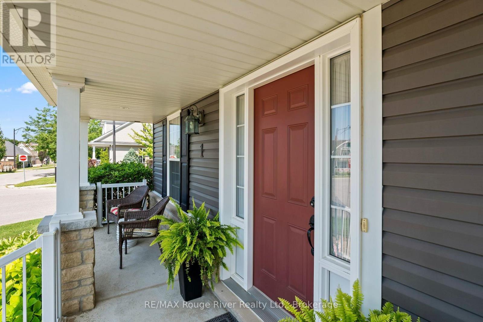 1 GREENAWAY CIRCLE