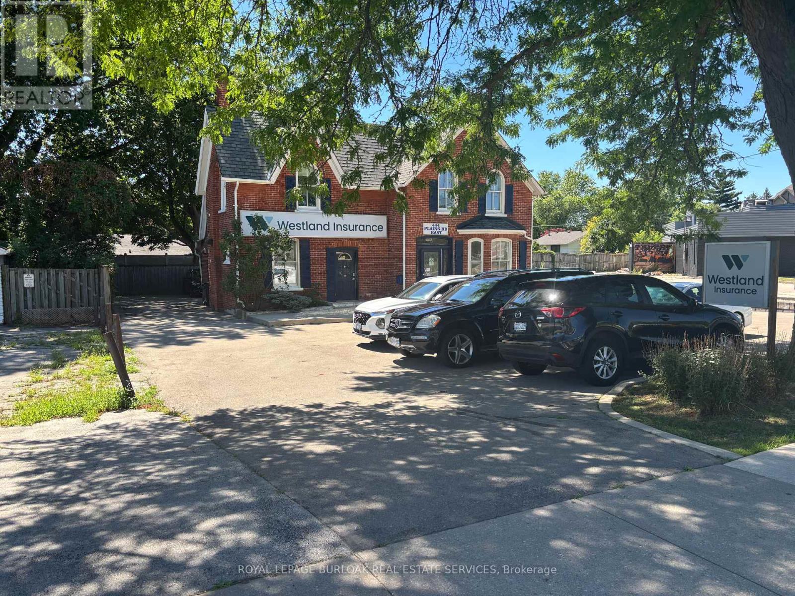 446 PLAINS ROAD E