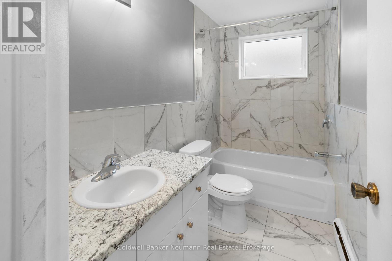 1 - 8 DELAWARE AVENUE