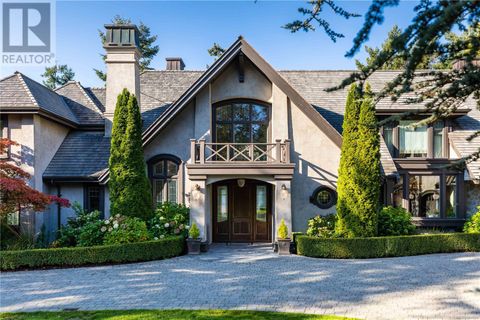 9310 Ardmore Dr North Saanich BC V8L5G4