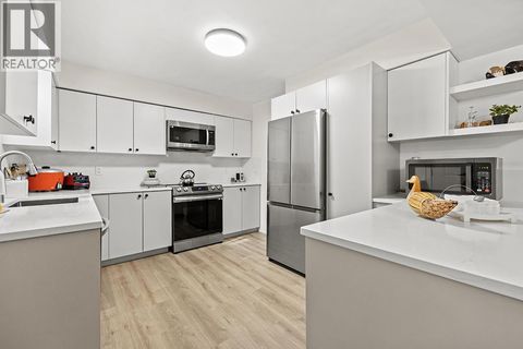 2580 PATRICIA AVENUE Port Coquitlam BC V3B2H4