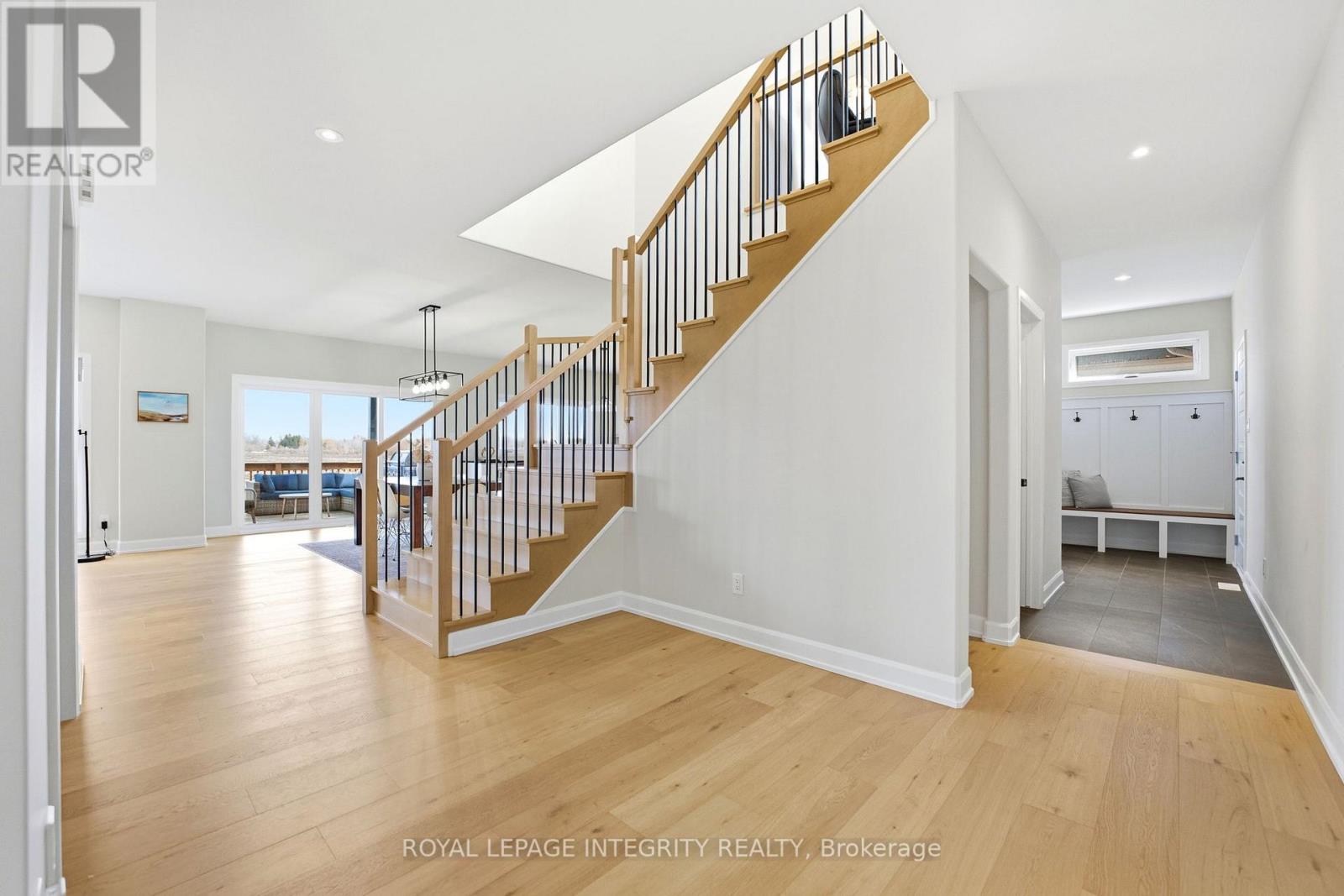 451 MOONLIGHT DRIVE
