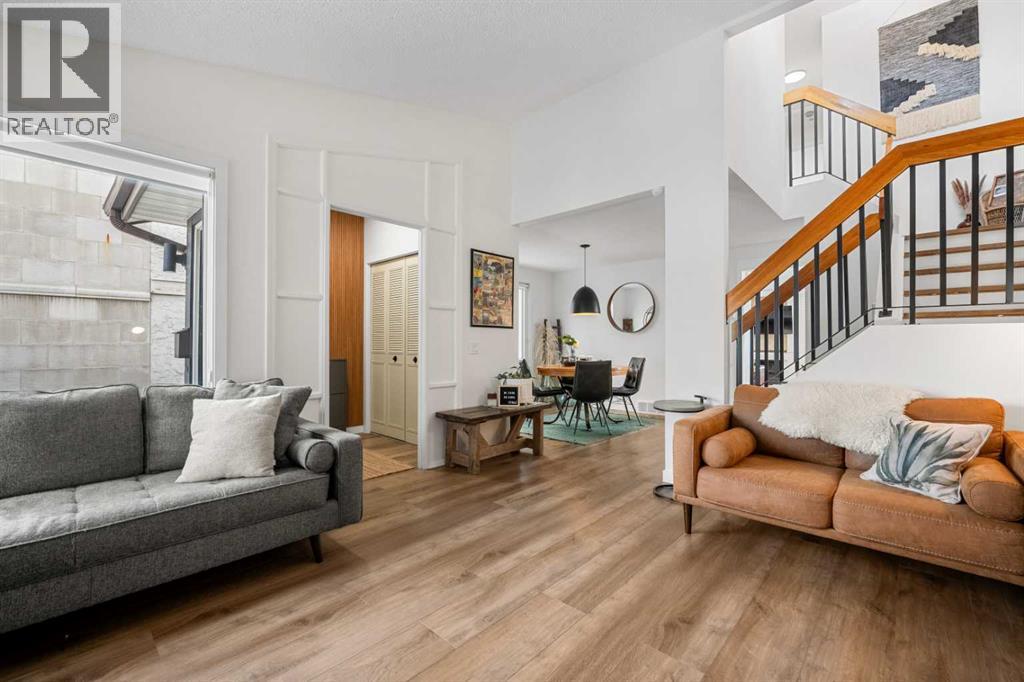 55 Coach Gate Way SW