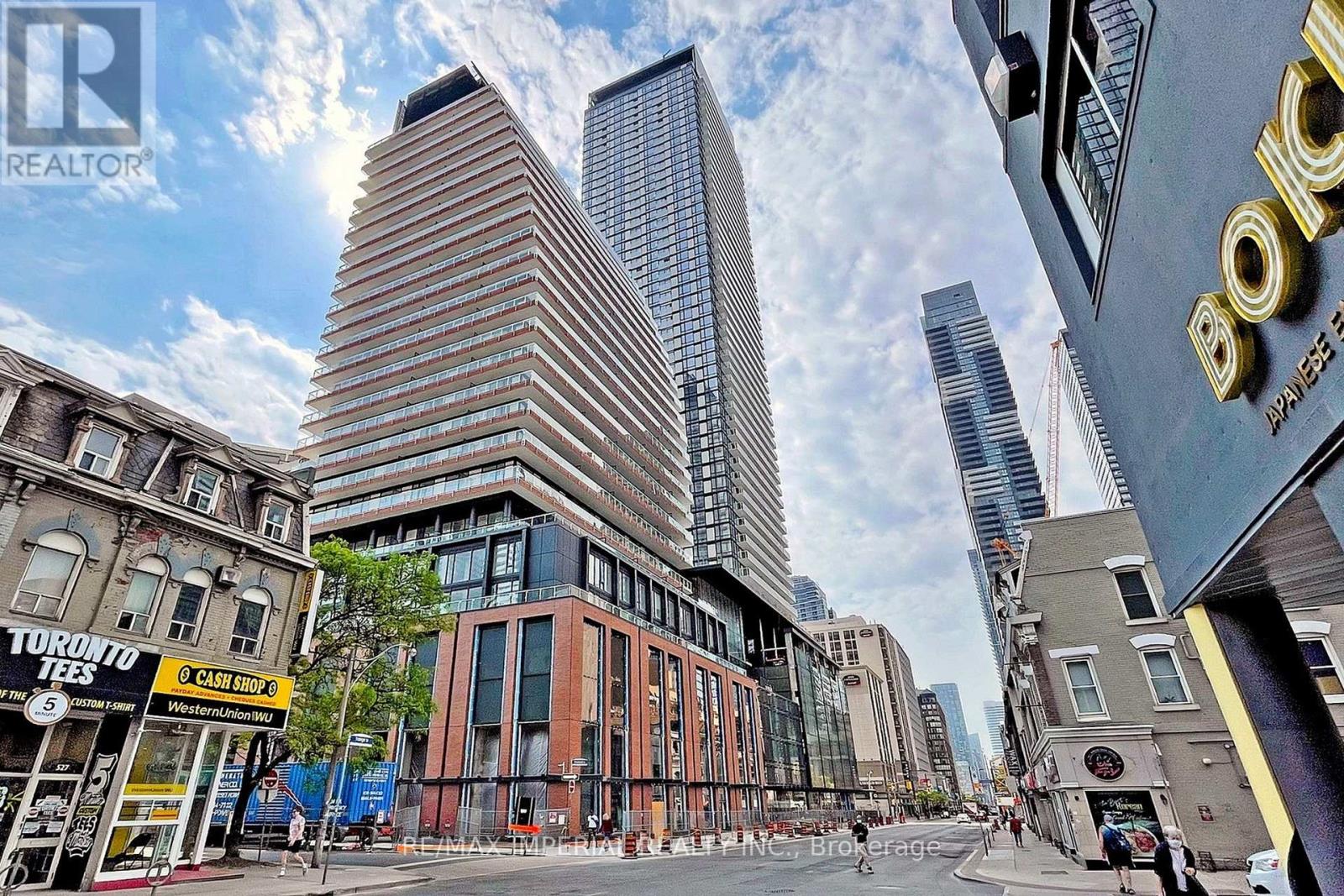 2409 - 501 YONGE STREET