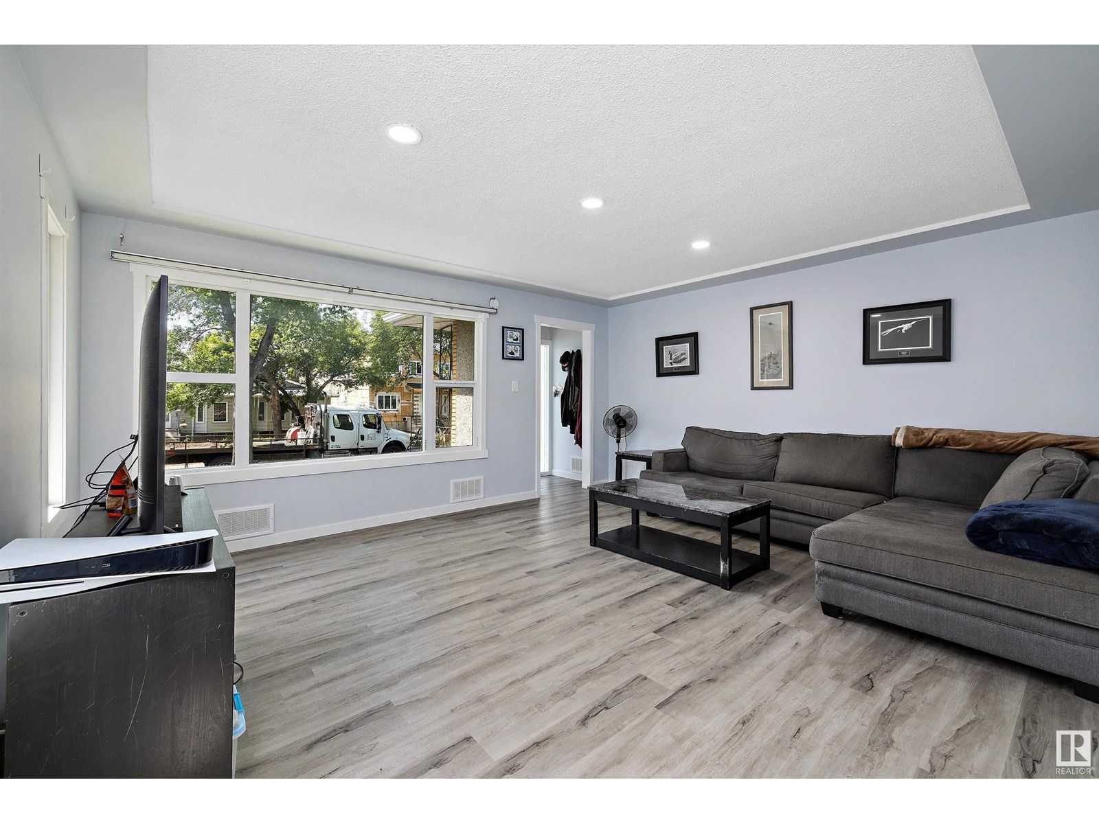 12827 125 ST NW