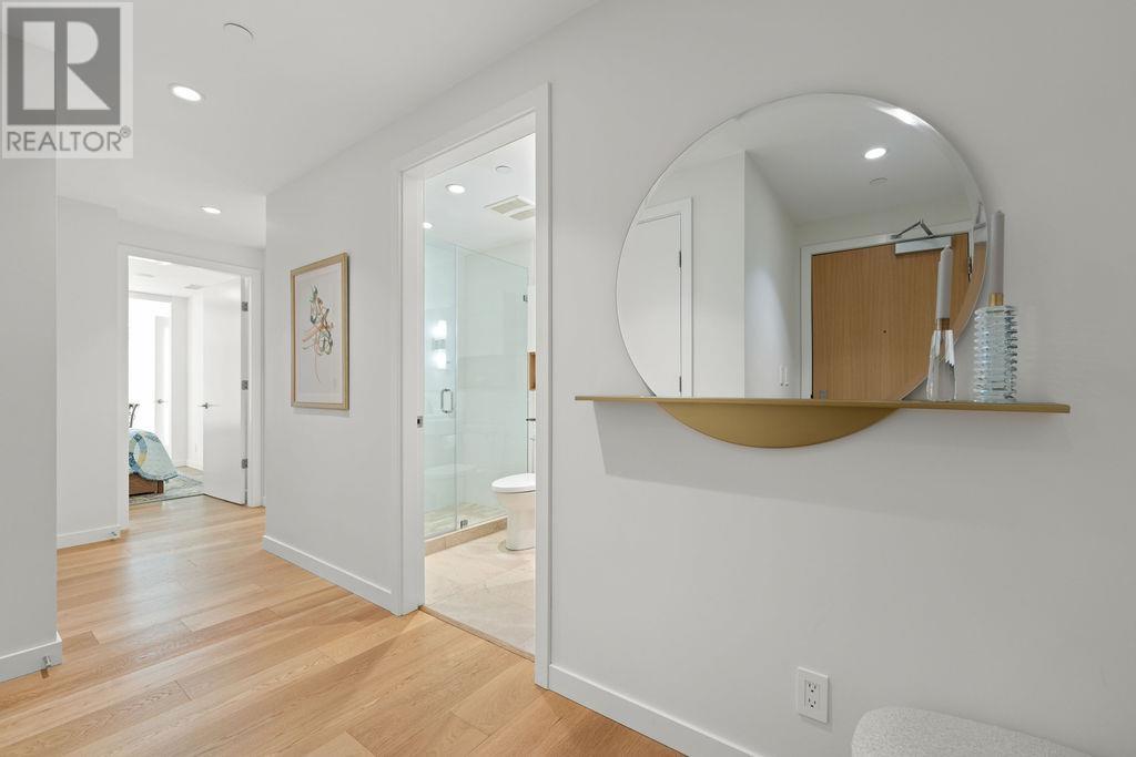 101 768 ARTHUR ERICKSON PLACE