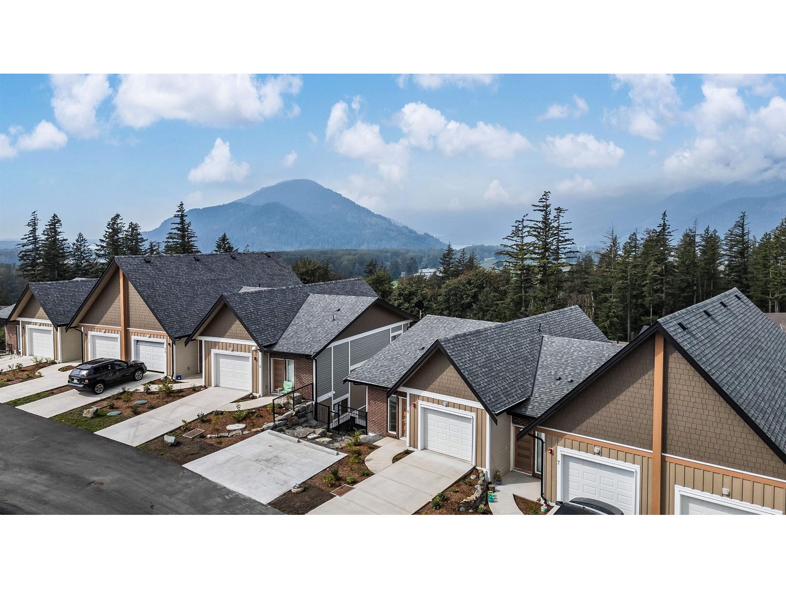 8 1928 WOODSIDE BOULEVARD|Mt Woodside
