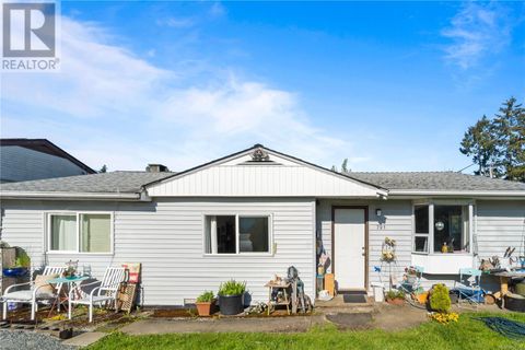 701 Stirling Ave Nanaimo BC V9R4C9