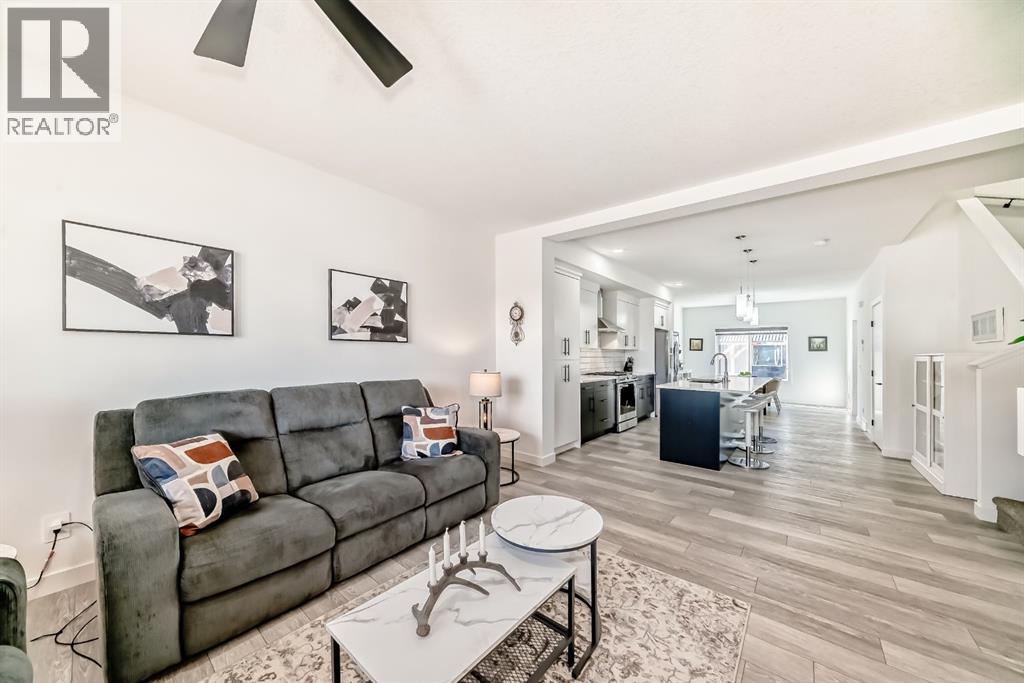 37 Legacy Glen Point SE