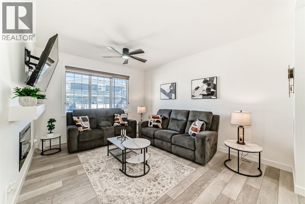 37 Legacy Glen Point SE