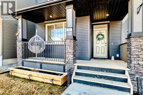 37 Legacy Glen Point SE Calgary AB T2X4T2