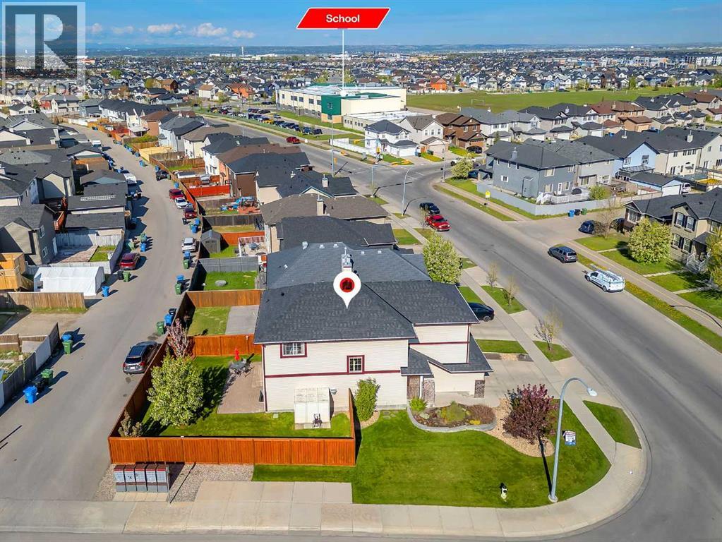 214 Saddlemont Boulevard NE