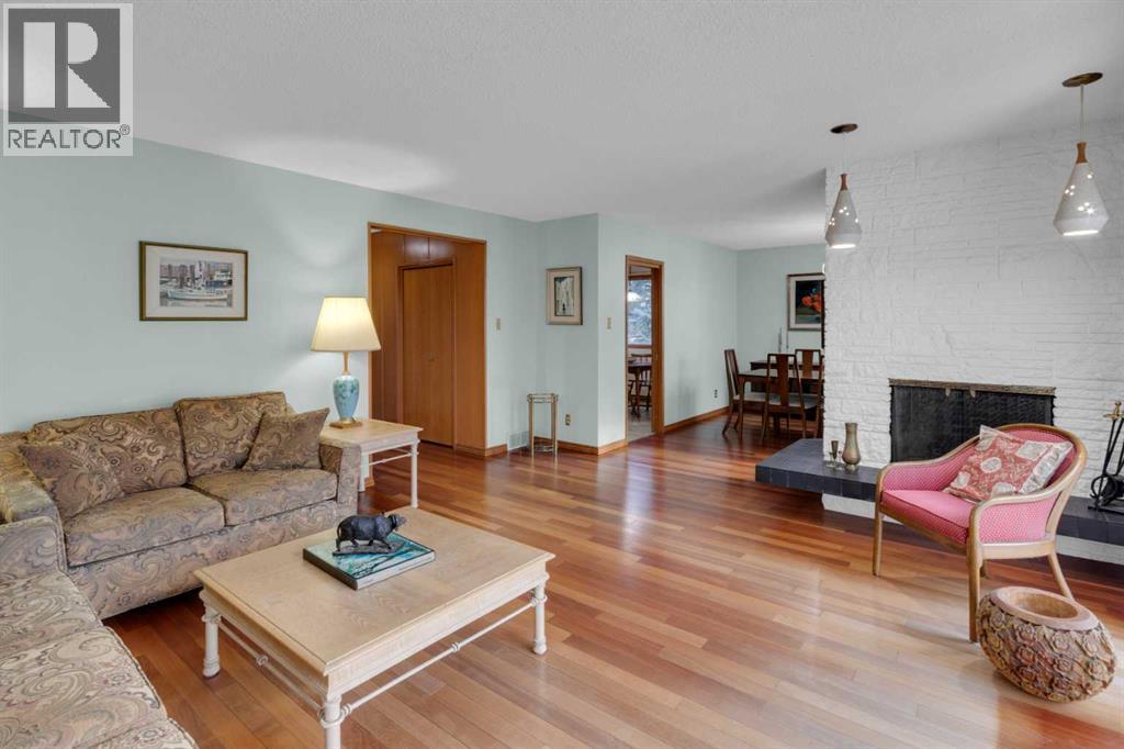 1801 Cayuga Drive NW