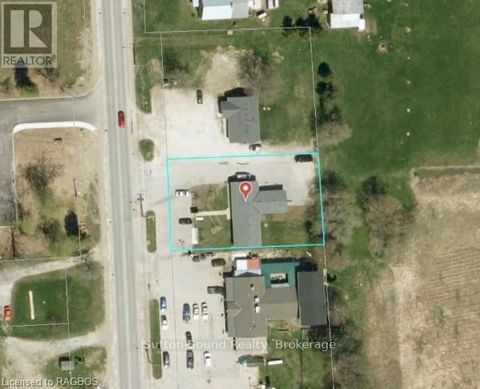 10175 HIGHWAY 6 HIGHWAY E Georgian Bluffs ON N0H2K0