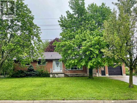 11 PARK STREET Brockton ON N0G2V0