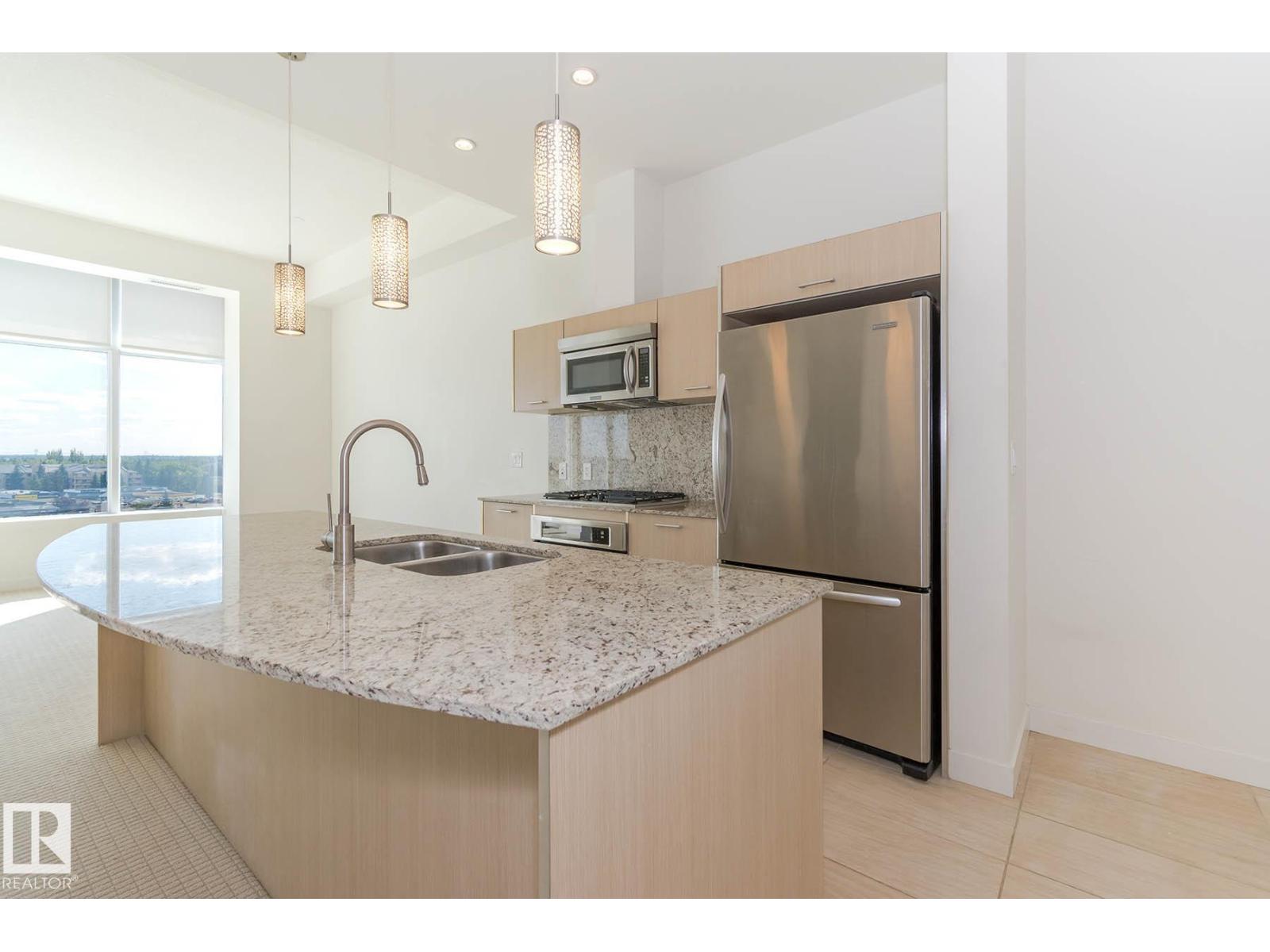 #703 2504 109 ST NW