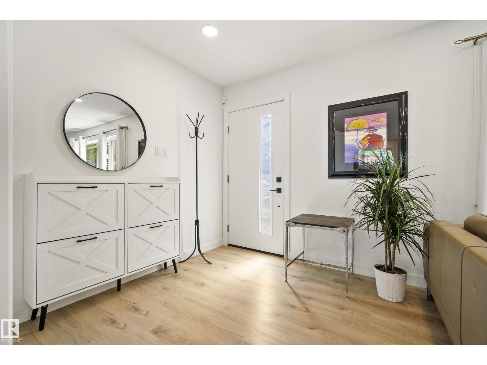 14616 88 AV NW