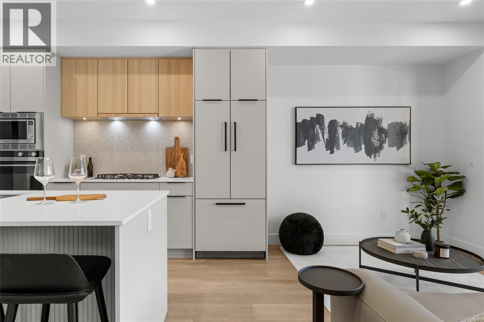 302 2341 Bear Mountain Pkwy