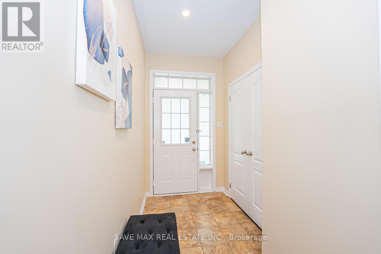 43 - 21 DIANA AVENUE