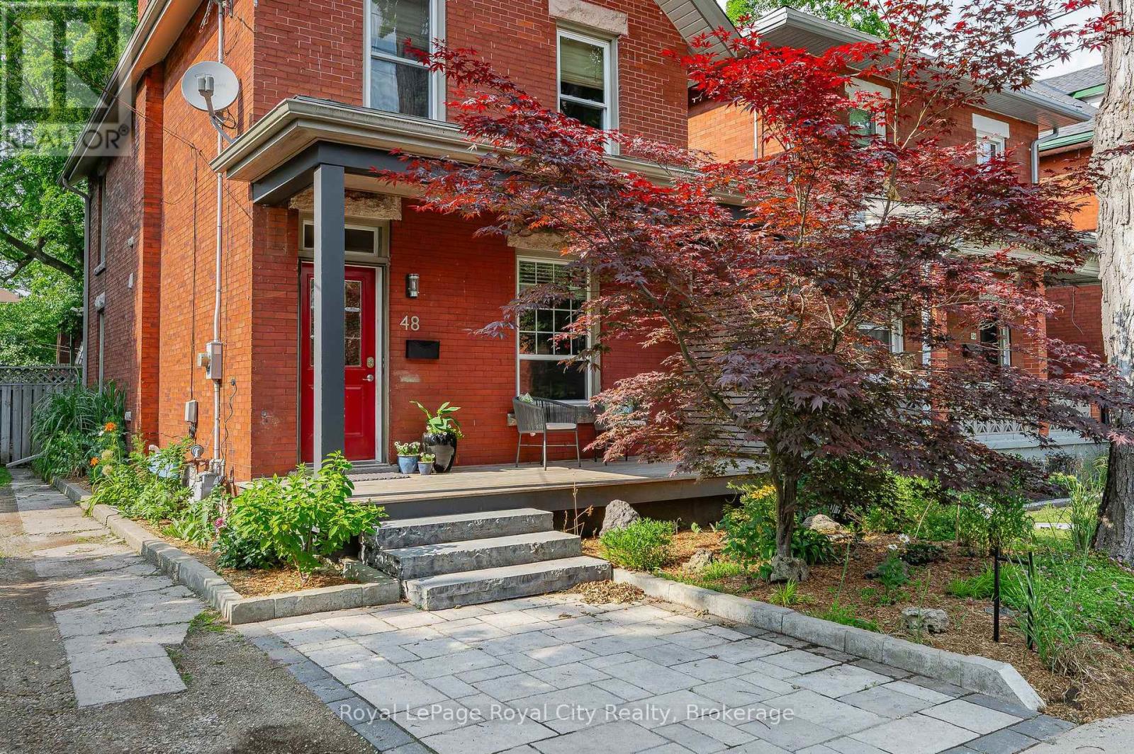 48 TORONTO STREET