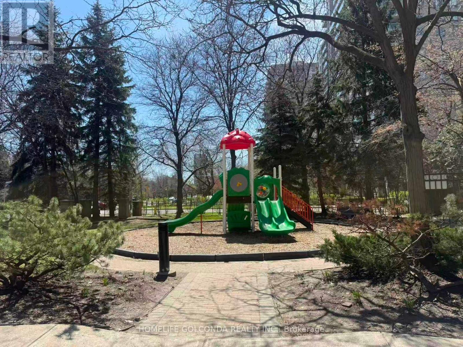 1908 - 238 DORIS AVENUE