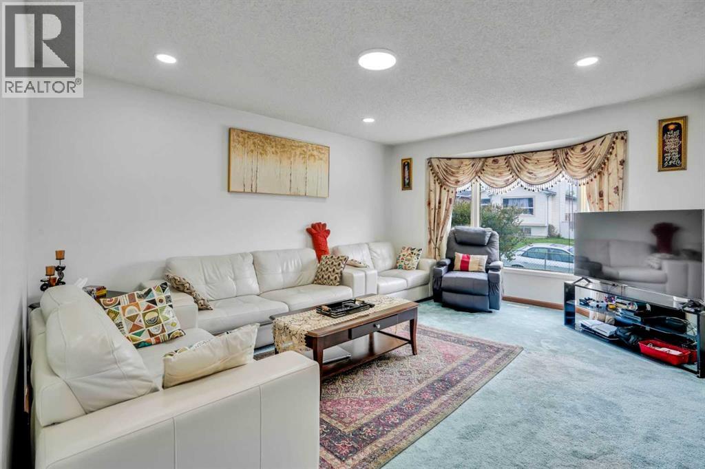 43 Falshire Close NE