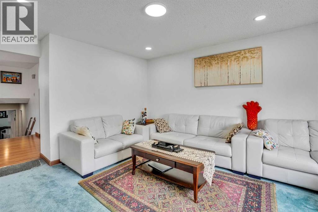 43 Falshire Close NE