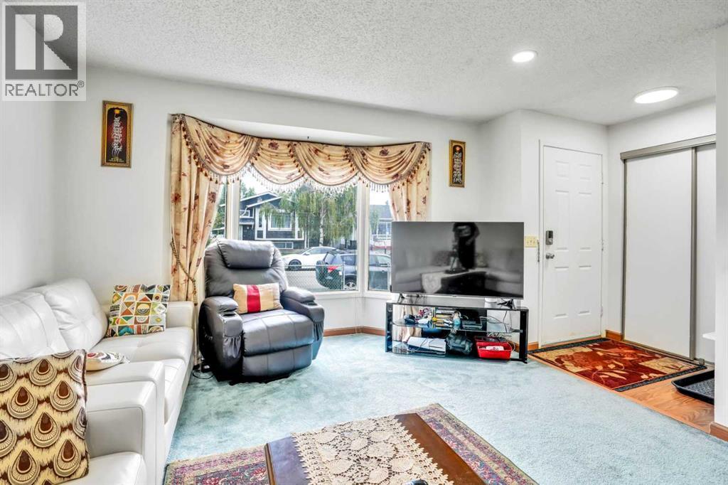 43 Falshire Close NE