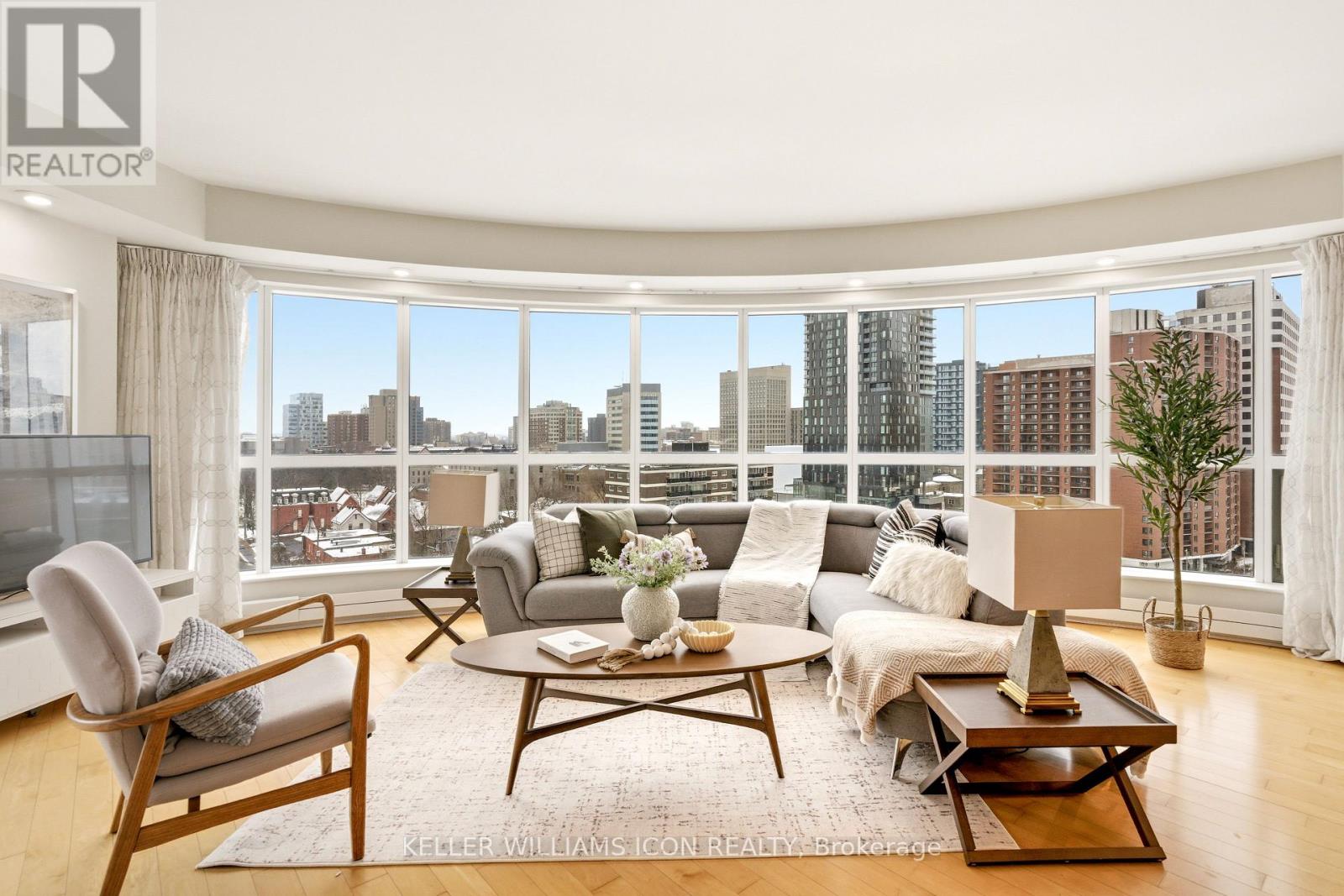 1301 - 195 BESSERER STREET