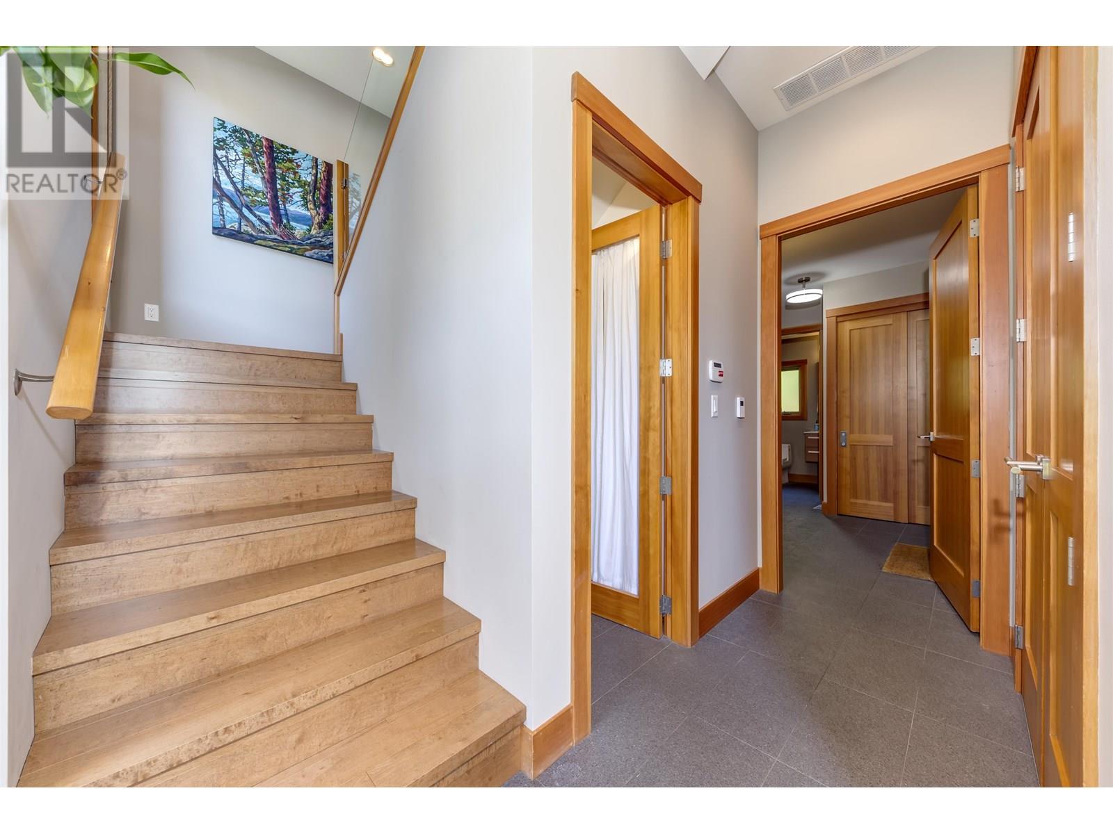 7459 DOGWOOD STREET