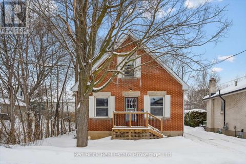 55 STEVENSON STREET N Guelph (St. George's) ON N1E5A3