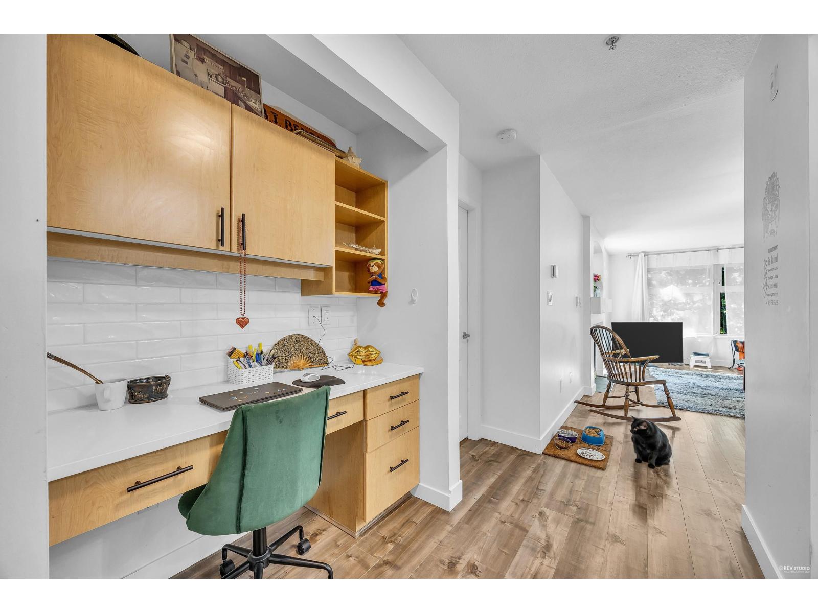 310 15220 E GUILDFORD DRIVE