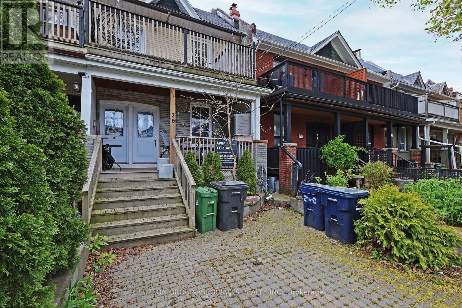 20 ASHDALE AVENUE