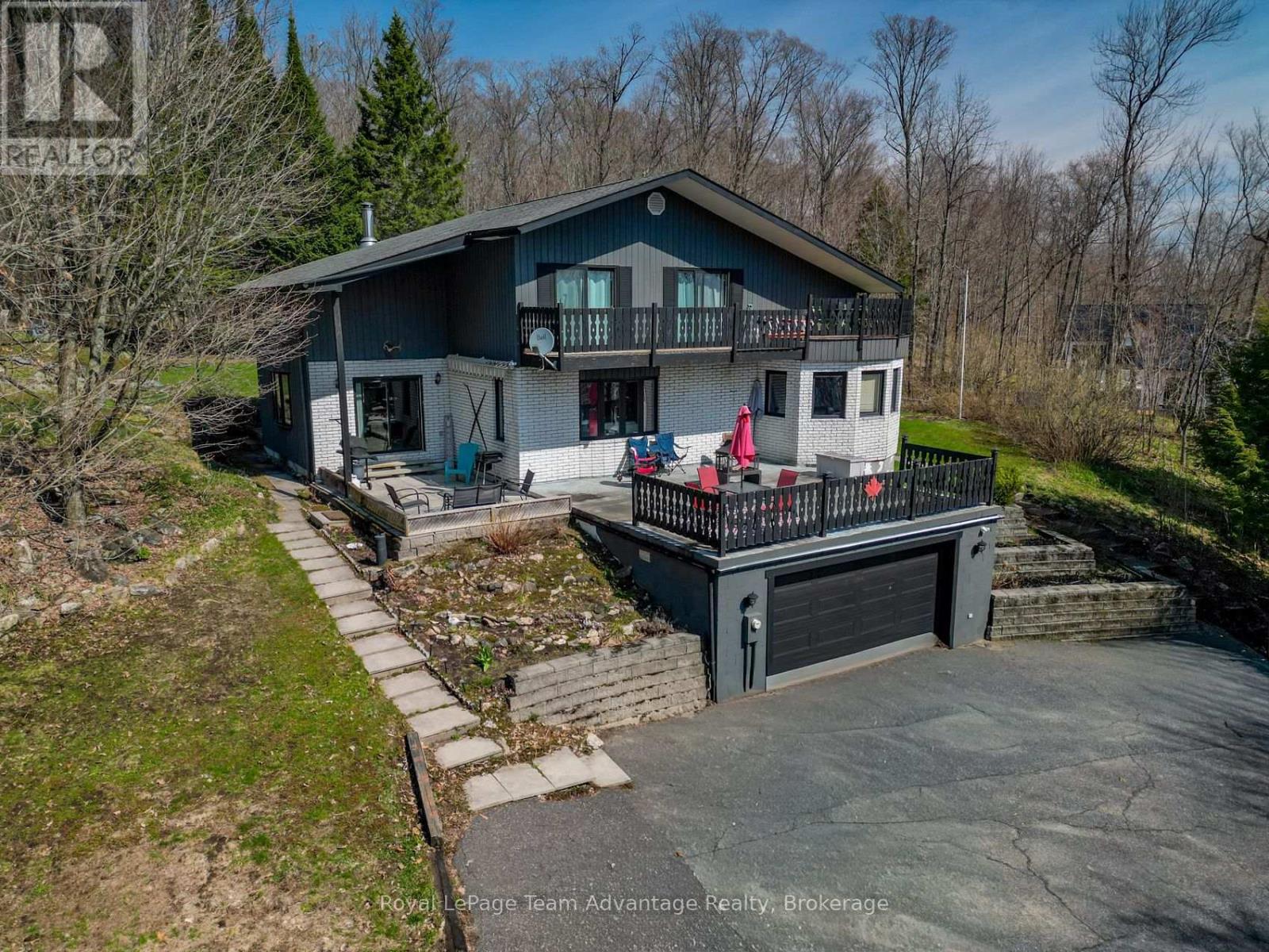 12 TAYLOR CRESCENT
